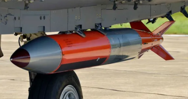 روسيا تحذر أميركا من نشر القنبلة النووية بي 61 في أوروبا