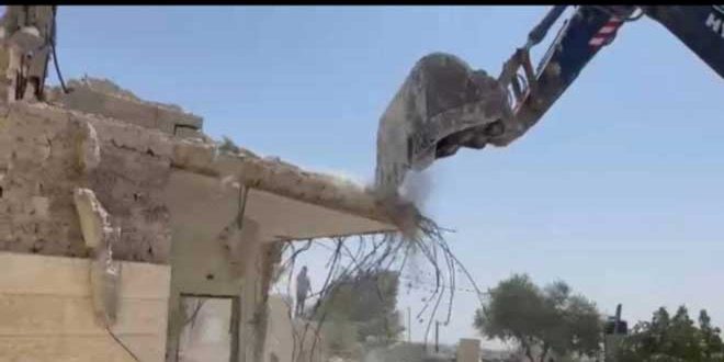 الاحتلال يرغم فلسطينياً على هدم منزله في القدس