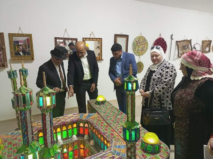 رئيس بلدية جرش يفتتح المعرض البيئي الدائم والتدوير البيئي في جمعية الخضراء لحماية الطبيعة والبيئة _صور