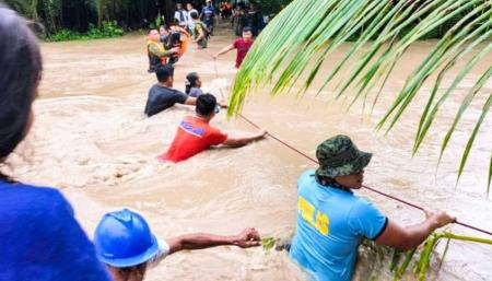 48 قتيلا جراء عاصفة قوية ضربت الفلبين