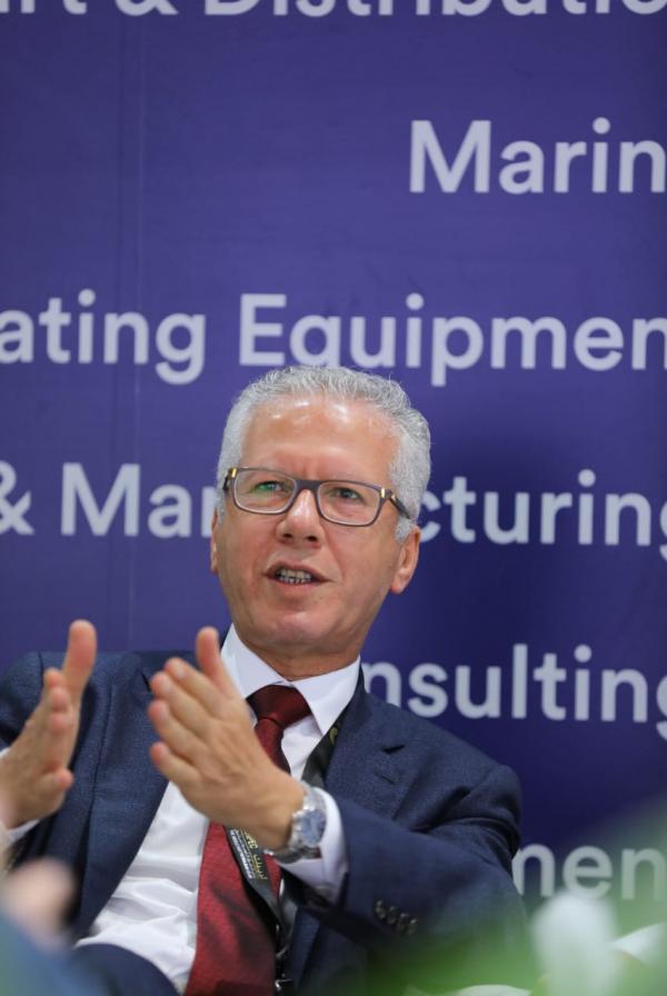 شحادة: الامارات تنفذ العديد من مشاريع الاستكشاف والتطوير والاستثمار بحقول النفط والغاز