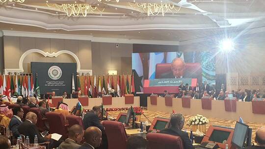 مسؤول جزائري: أبواق من هنا وهناك تحاول التشويش على القمة