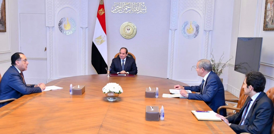 السيسي يتابع موقف توفر السلع الاستراتيجية الغذائية الأساسية على مستوى الجمهورية