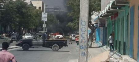 أكثر من 100 قتيل بهجمات مسلحة في مقديشو