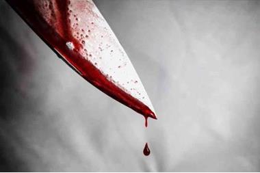 على طريقة نيرة أشرف.. سوداني ينحر فتاة بالسكين أمام المارة لرفضها الزواج منه