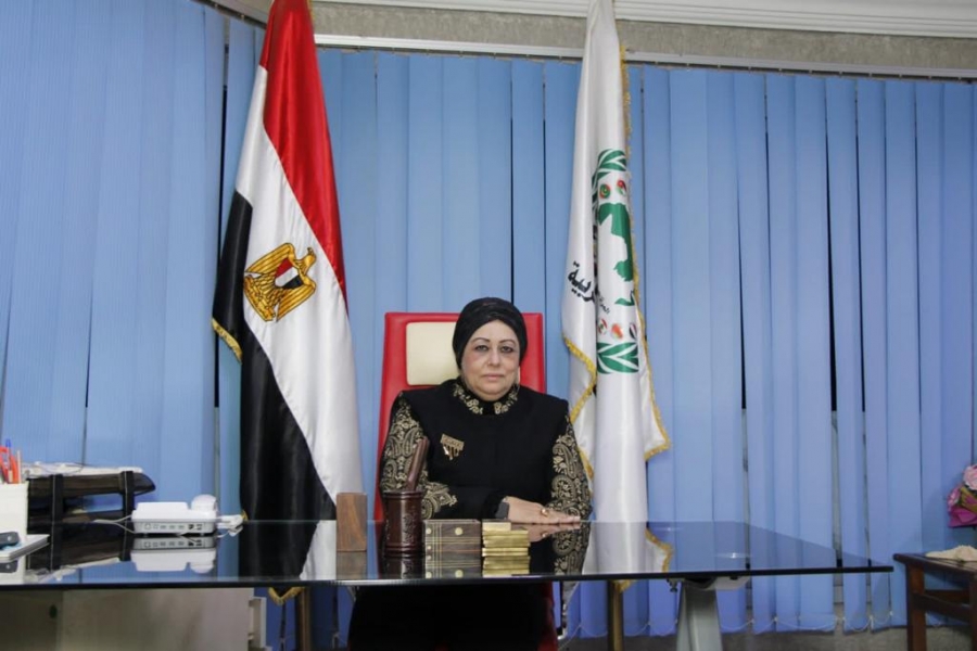 مواجهات المرأة العربية للتحديات يتطلب بناء قدراتها ودعم الأسرة والقيادة السياسية