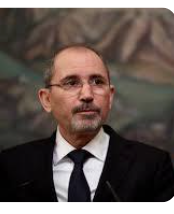 وزير الخارجية يجري مباحثات مع نظيره الروسي