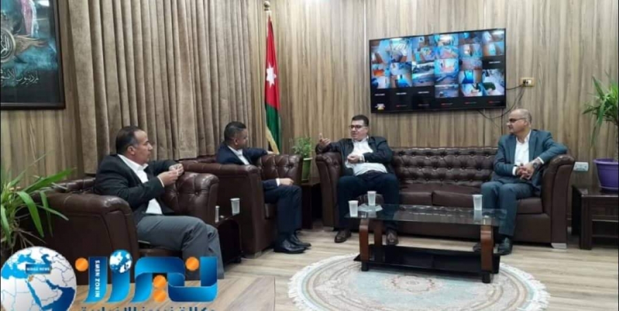 وزير الزراعة خالد الحنيفات يزور بلديةالجيزة...صور