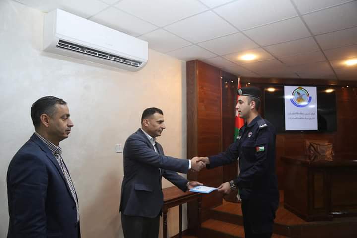 تخريج دورات متخصصة في إدارة مكافحة المخدرات.