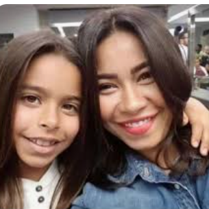 أحدث ظهور لـ ابنة شيرين عبد الوهاب مع والدها