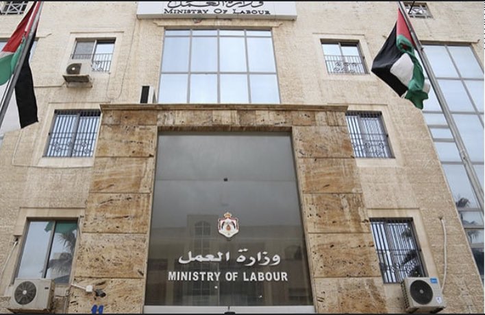 10115 شخصا وقعوا عقودا والتحقوا بعملهم من خلال البرنامج التشغيلي