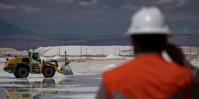 الصين تعترض على قرار كندا بشأن الاستثمارات في تعدين الليثيوم