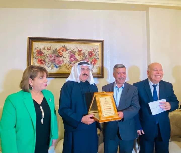 صالون د. سهام الخفش الثقافي يكرم رئيس بلدية مادبا عارف الرواجيح_صور