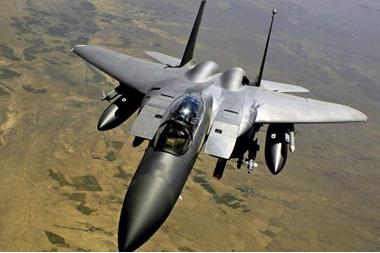 السعودية تعلن سقوط طائرة مقاتلة إف 15 ونجاة الطاقم الجوي