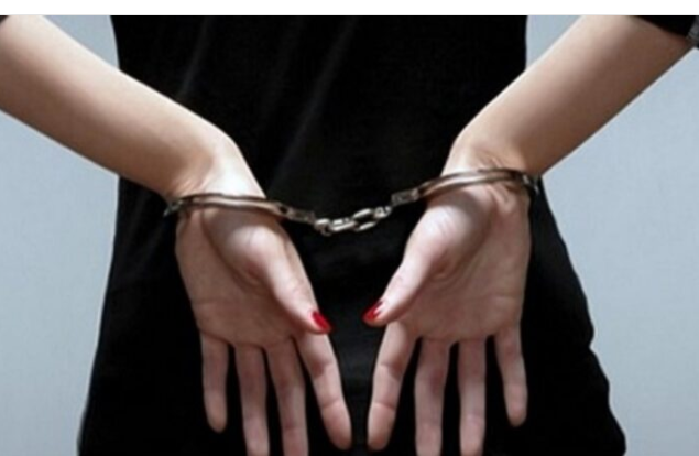 سنة سجن لسيدة طعنت حدثا في الزرقاء