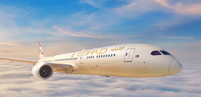 الإمارات تعتمد الحياد الصفري في الطيران.. ماذا يعني ذلك؟