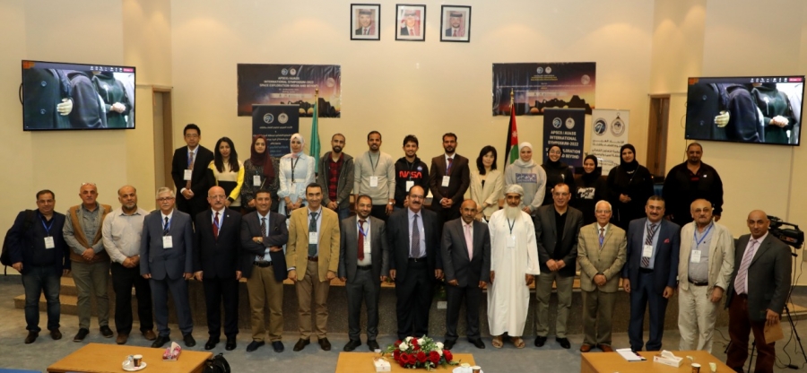 المؤتمر الدولي الفلكي ٢٠٢٢ القمر وما بعده يعقد جلساته لليوم الثاني على التوالي في جامعة آل البيت