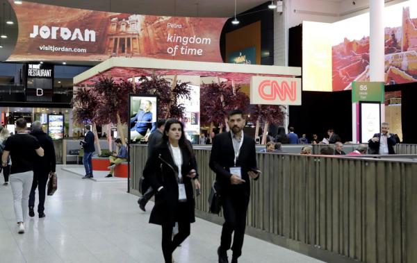 الحكومة تتوقع استمرار الحركة السياحية النشطة