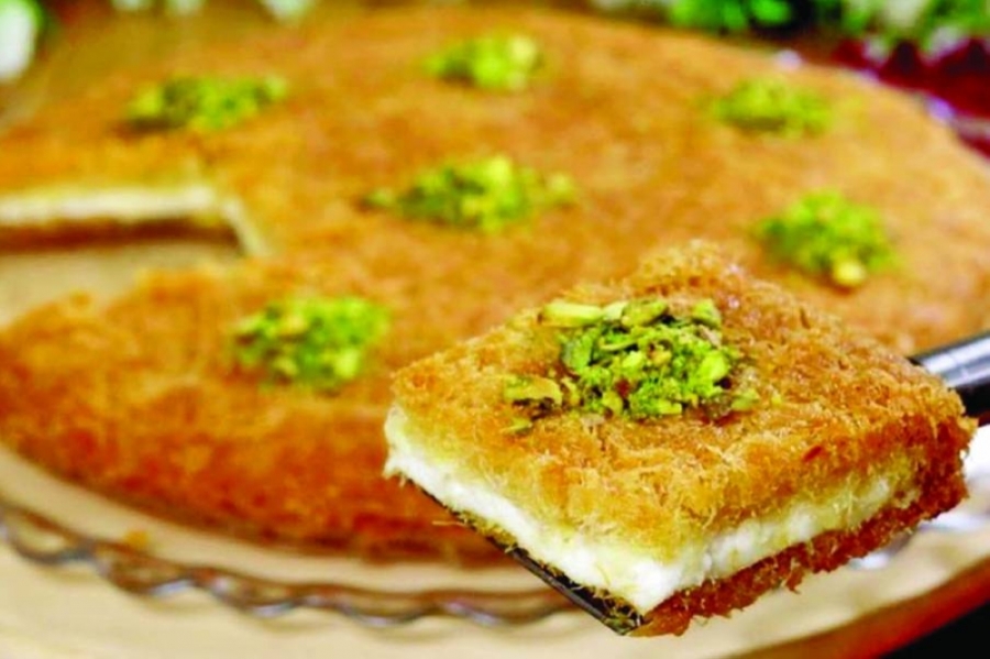 تراجع النشاط التجاري للمطاعم والحلويات لأكثر من النصف