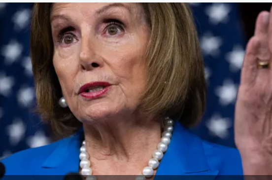 بيلوسي تعيد التفكير في خطة التقاعد بعد الهجوم على زوجها