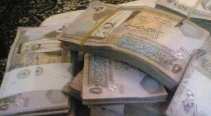 صرف مبلغ (1000) ألف دينار هدية من الصندوق لكل ضابط عند الشراء.... تفاصيل