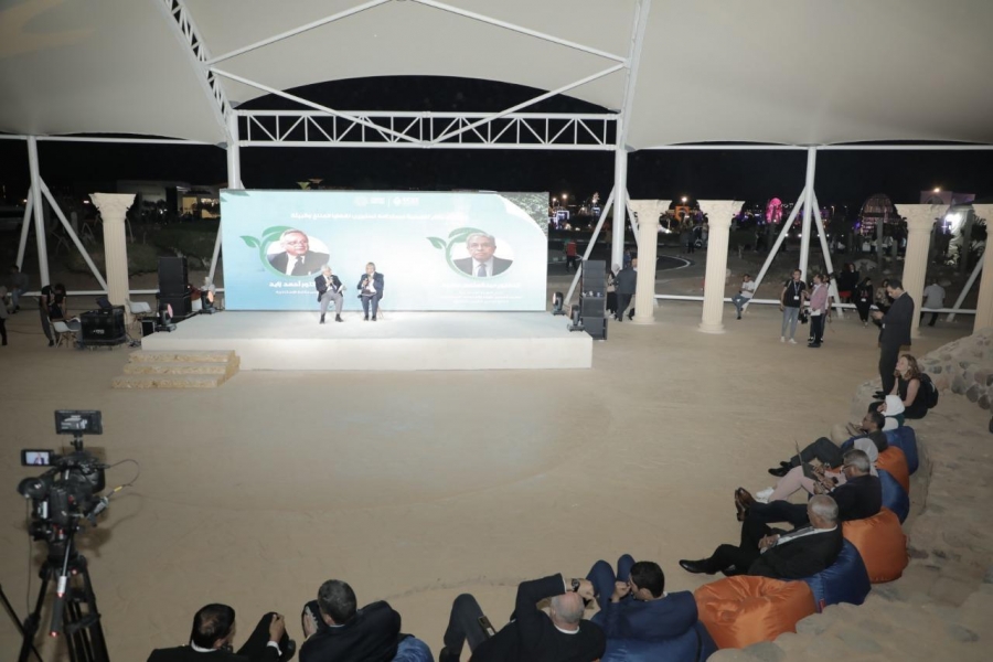 مدير مكتبة الإسكندرية يناقش بناء نظم تعليمية مستدامة تستجيب لقضايا المناخ والبيئة ب COP27... صور 