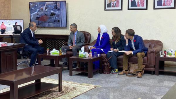 السفير الكندي يزور جرش ويبحث مع المحافظ سبل تعزيز التعاون المشترك