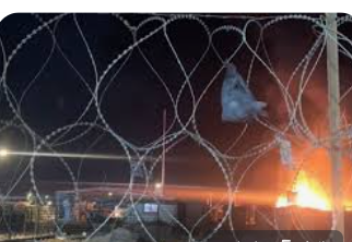 مقتل 20 شخصا بقصف استهدف شاحنات عراقية دخلت سوريا