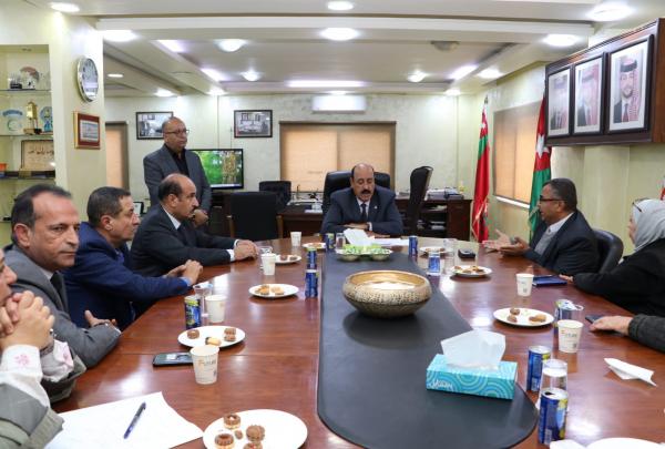 الشوبكي يلتقي رئيس وأعضاء اللجنة العليا لمتقاعدي الأمن العام