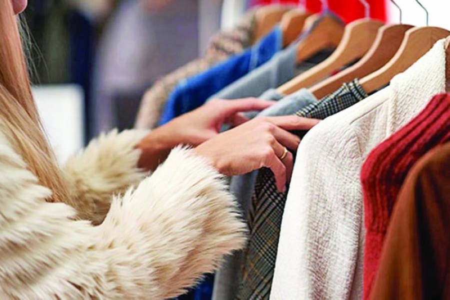 القواسمي: توقعات بتحسن الطلب على الألبسة بعد الهطول المطري