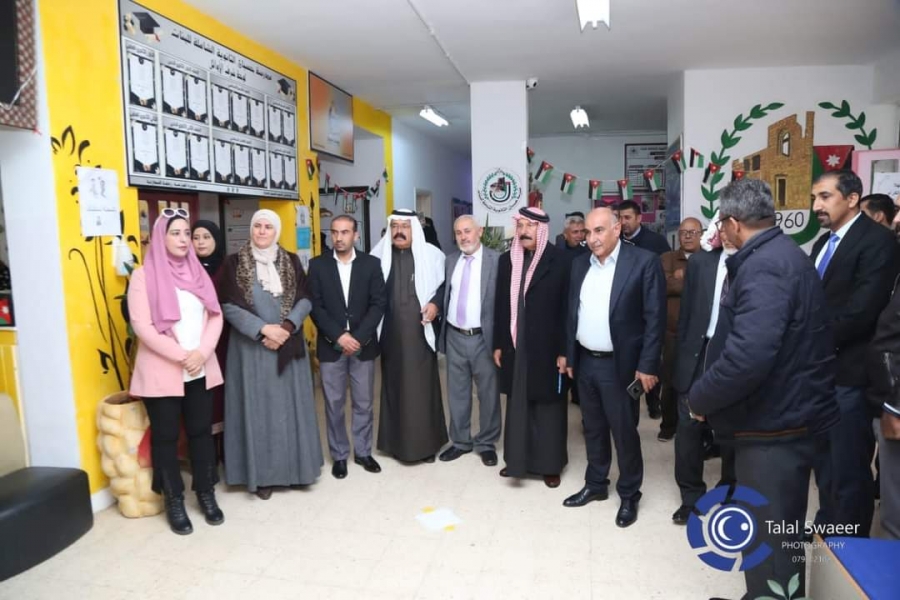 مبادرة خير جليس في الزمان كتاب