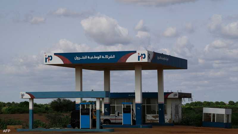السودان يرفع أسعار البنزين والديزل