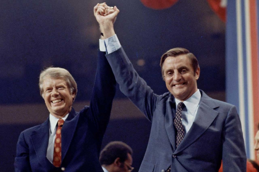 إعلان وفاة نائب الرئيس الأمريكي الأسبق جيمي كارتر