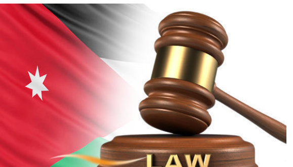 توقيف صاحبة صالون أجرت عملية تجميلية لسيدة عربية