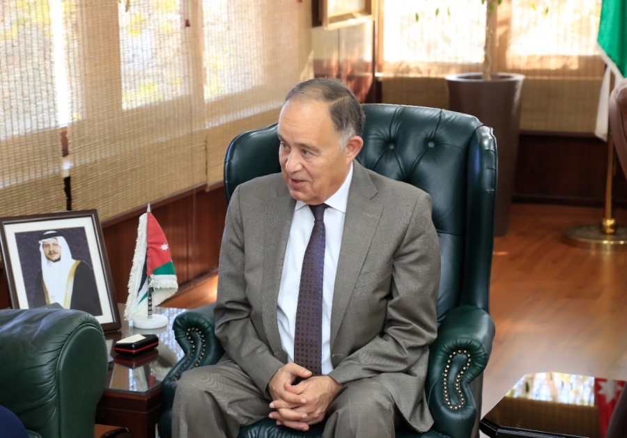 وزير المياه والري يجتمع مع رئيس بلدية معان ويؤكد حرص الوزارة على تطوير الخدمات في المحافظة... صور 