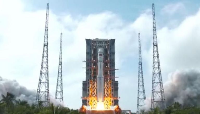 الصين ترسل إمدادات إلى محطة الفضاء الجديدة