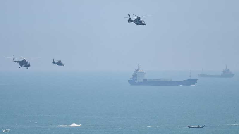 تحليق لطائرات مقاتلة وقاذفات قنابل صينية بالقرب من تايوان