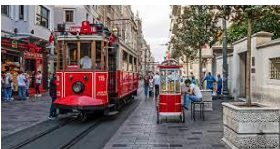 انفجار في منطقة تقسيم وسط إسطنبول التركية