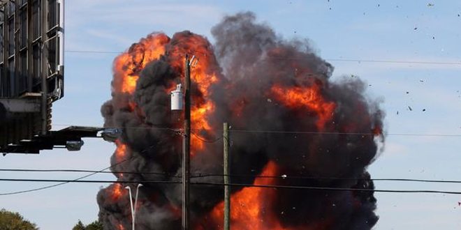 مصرع ستة أشخاص جراء تصادم طائرتين عسكريتين فوق دالاس الأمريكية