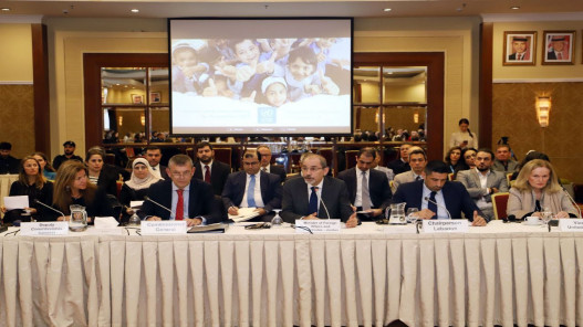 وزير الخارجية يؤكد ضرورة استمرار المجتمع الدولي في تقديم الدعم المالي اللازم لـأونروا