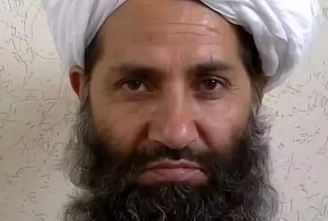 زعيم طالبان في أفغانستان يأمر بتطبيق عقوبات الشريعة الإسلامية في البلاد