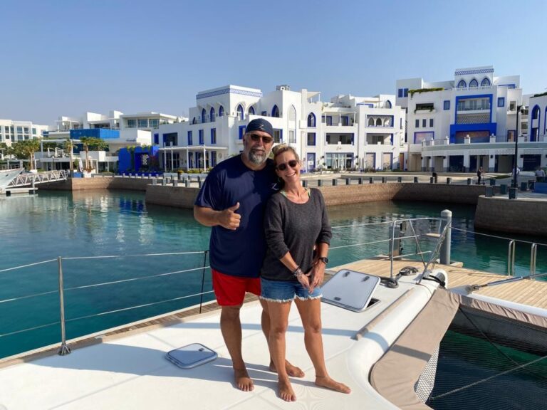 مرسى اليخوت في أيلة يستضيف القارب الشراعي الأمريكي ZATARA وعائلة كيث في جولتهم السياحية العالمية