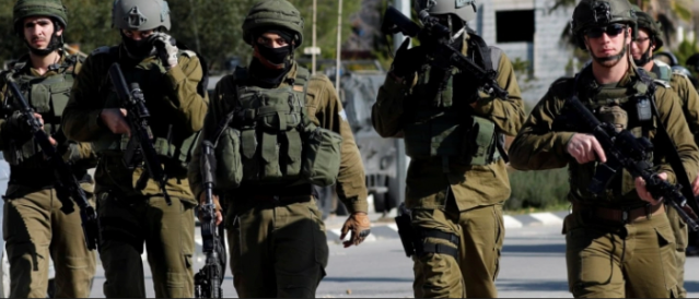 الاحتلال يعتقل فتاتين من المسجد الأقصى