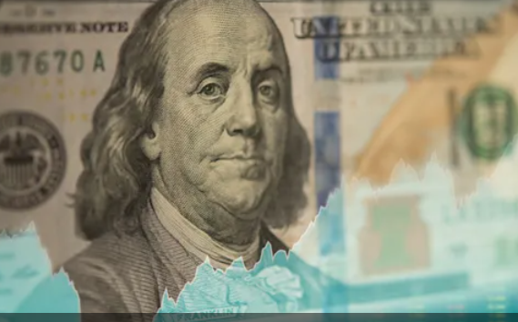 الدولار الضعيف ينعش اليورو والذهب