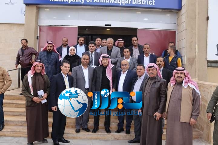 نائب رئيس الوزراء ووزير الإدارة المحلية يزور بلدية لواء الموقر _صور