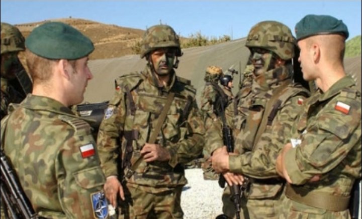 بولندا تعلن عن رفع حالة التأهب