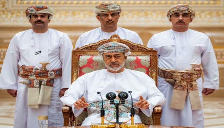 الجمعة.. سلطنة عمان تحتفل بعيدها الوطني الـ52