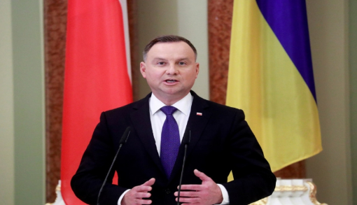 الرئيس البولندي يعلن مصدر الصاروخ الذي سقط على بلاده