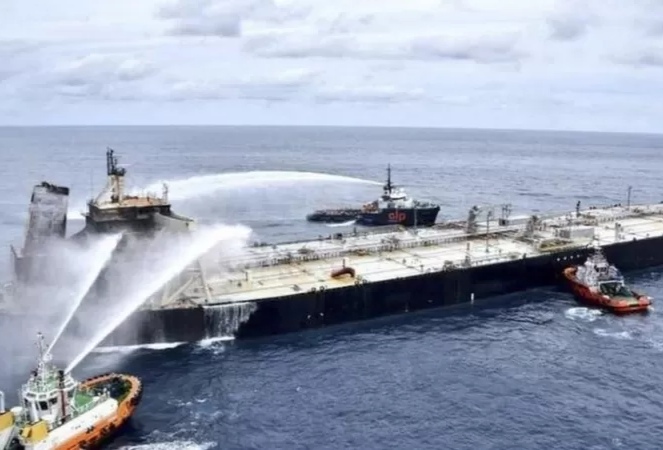 هجوم صاروخي على ناقلة نفط تابعة لشركة يملكها ملياردير إسرائيلي