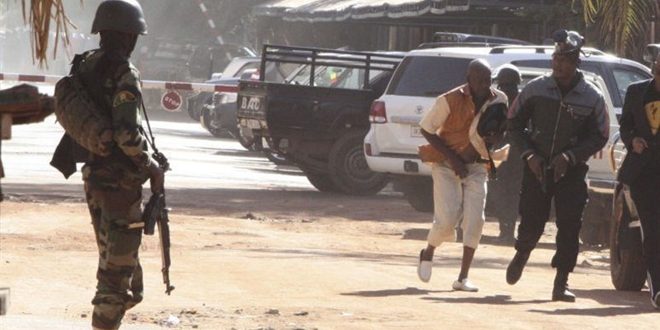 مقتل 12 شخصاً على الأقل في هجوم مسلح على قرويين بنيجيريا